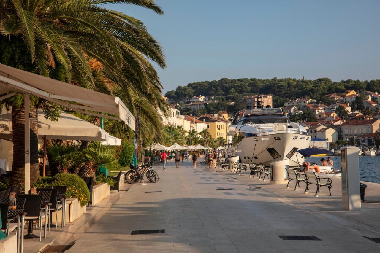 Boutique Hotel Alhambra Mali Lošinj Dış mekan fotoğraf